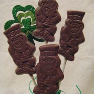 12-St Patricks Day Chocolate Leprechauns