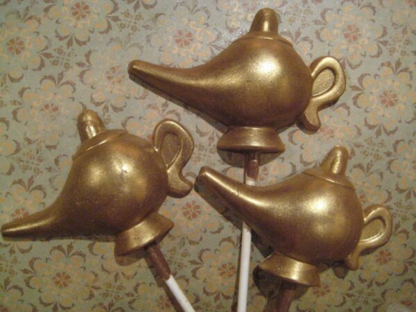 12-Gold Chocolate Genie Lamp Lollipops