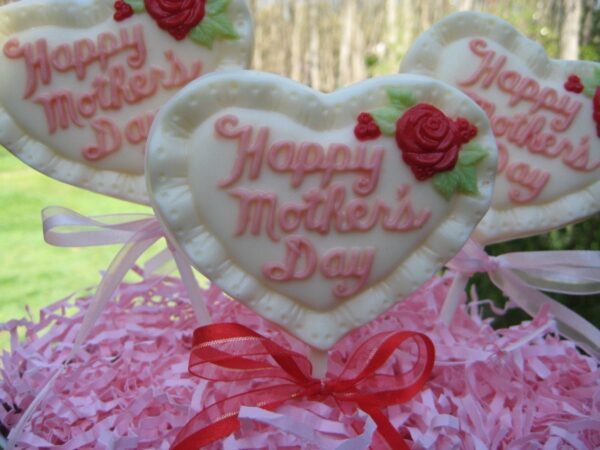 6-Happy Mothers Day Heart Shaped Chocolate Lollipops