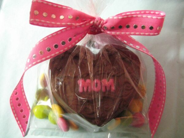 Edible Chocolate MOM Trinket Box Filled With Mini MandM's - Image 4