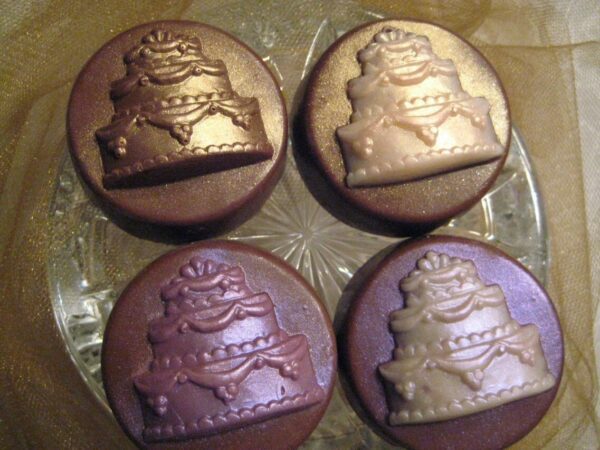 12-Chocolate Covered Oreo With Wedding Cake Decoration In Clear Square Favor Box-Wedding/Shower Favor