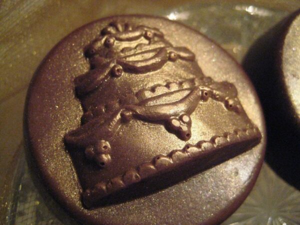 12-Chocolate Covered Oreo With Wedding Cake Decoration In Clear Square Favor Box-Wedding/Shower Favor - Image 3