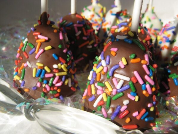 12-Delicious Chocolate Covered Brownie Bite Pops - Image 2
