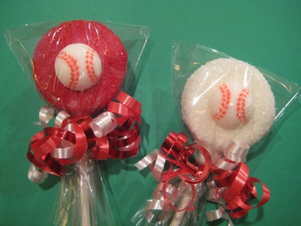 12-Baseball Chocolate Covered Oreo Pop Favors - Image 4