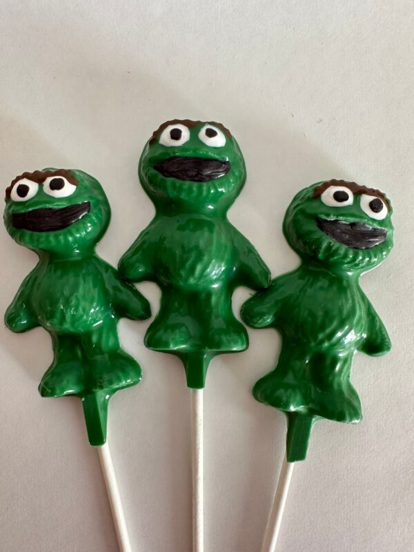 24-Oscar The Grouch Chocolate Lollipops - Image 2