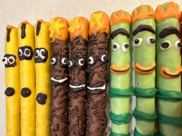 18-Monster Chocolate Covered Pretzels - Image 4