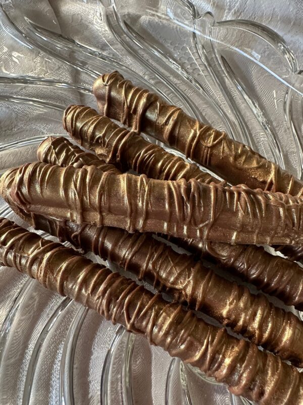 12 Gold Milk Chocolate Covered Pretzel Rod Gift Box Set - Image 2