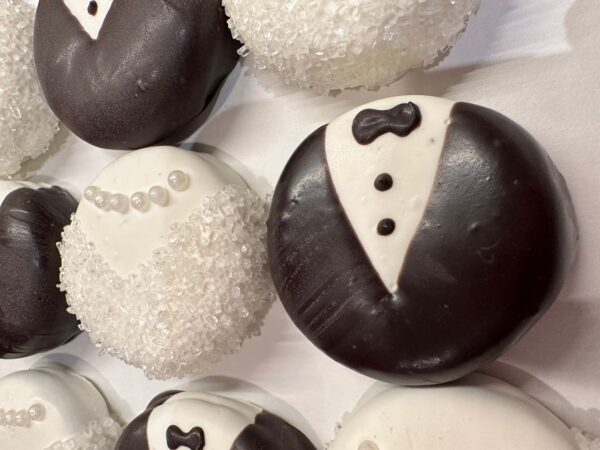 24-Bride and Groom Chocolate Covered Oreos (12 sets) - Image 2