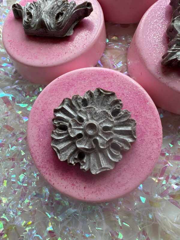 12-Shimmery Pastel Pink Chocolate Covered Oreos - Image 3