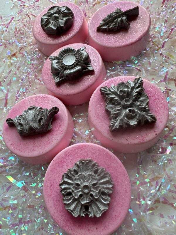 12-Shimmery Pastel Pink Chocolate Covered Oreos - Image 5