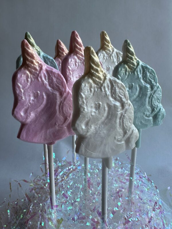 12-Unicorn White Chocolate Lollipops