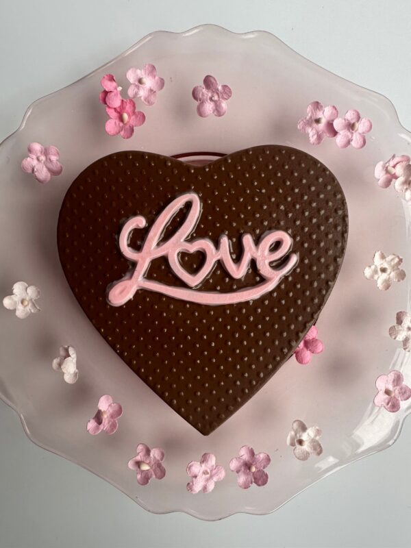 8oz Chocolate Love Heart For Anniversary Gift/Birthday Gift/Valentines Gift