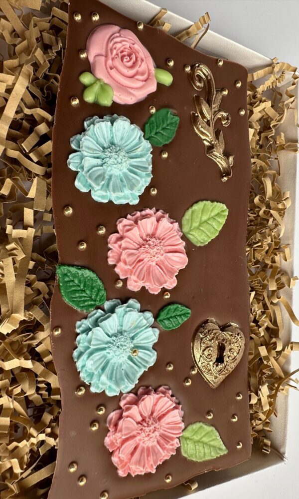 Decorated Chocolate Bar Gift Box - Image 6