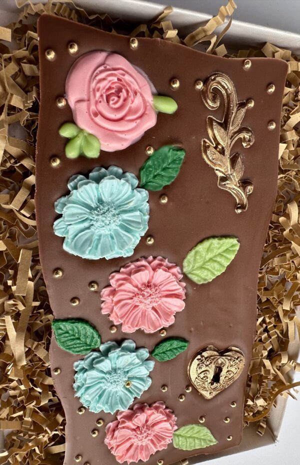 Decorated Chocolate Bar Gift Box - Image 5