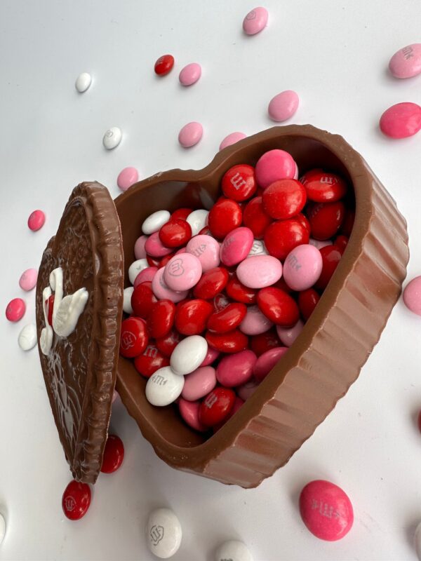 Swan Chocolate Box Filled with Candy - Image 3
