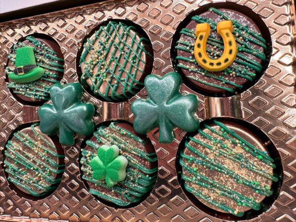St. Patrick’s Day Chocolate Covered Oreo Gift Box - Image 4
