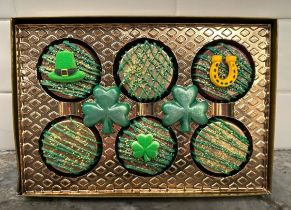 St. Patrick’s Day Chocolate Covered Oreo Gift Box - Image 6