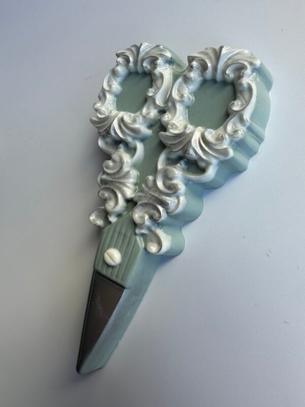 Chocolate Scissors, Comb & Mirror Gift Set For Birthday/Mothers Day - Image 4