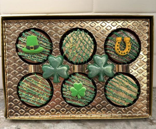 St. Patrick’s Day Chocolate Covered Oreo Gift Box