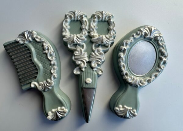 Chocolate Scissors, Comb & Mirror Gift Set For Birthday/Mothers Day - Image 6