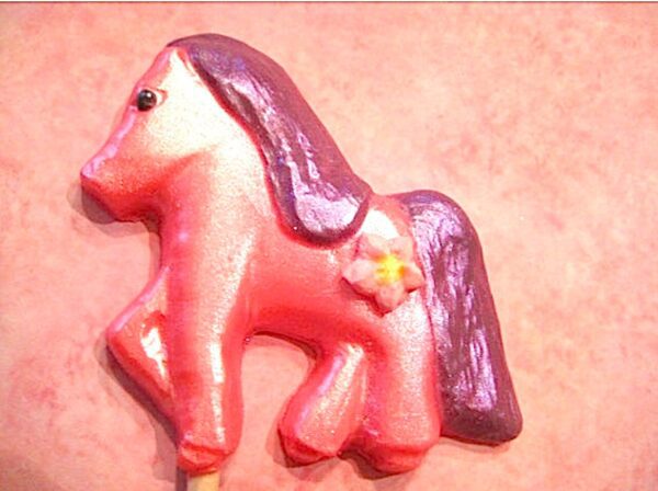 12- Shimmery Princess Pony White Chocolate Party Favor Lollipops - Image 3