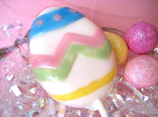 12-Easter White Chocolate Egg Lollipops - Image 3