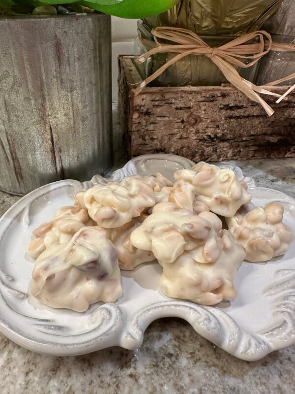10 Ounces of Creamy White Chocolate Covered Peanuts