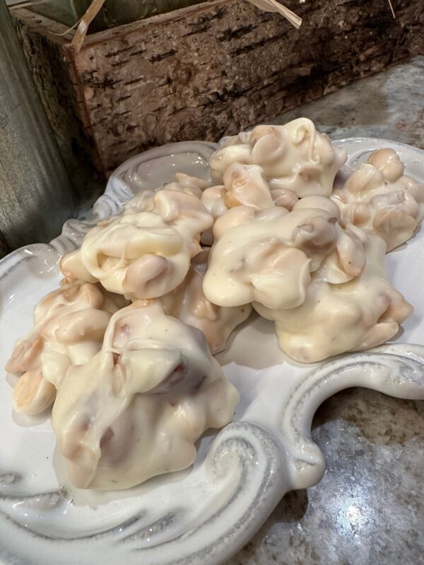 10 Ounces of Creamy White Chocolate Covered Peanuts - Image 3