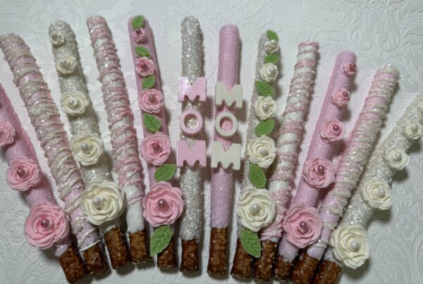 12-“MOM” Chocolate Covered Pretzels For Birthday Gift/Mothers Day - Image 6