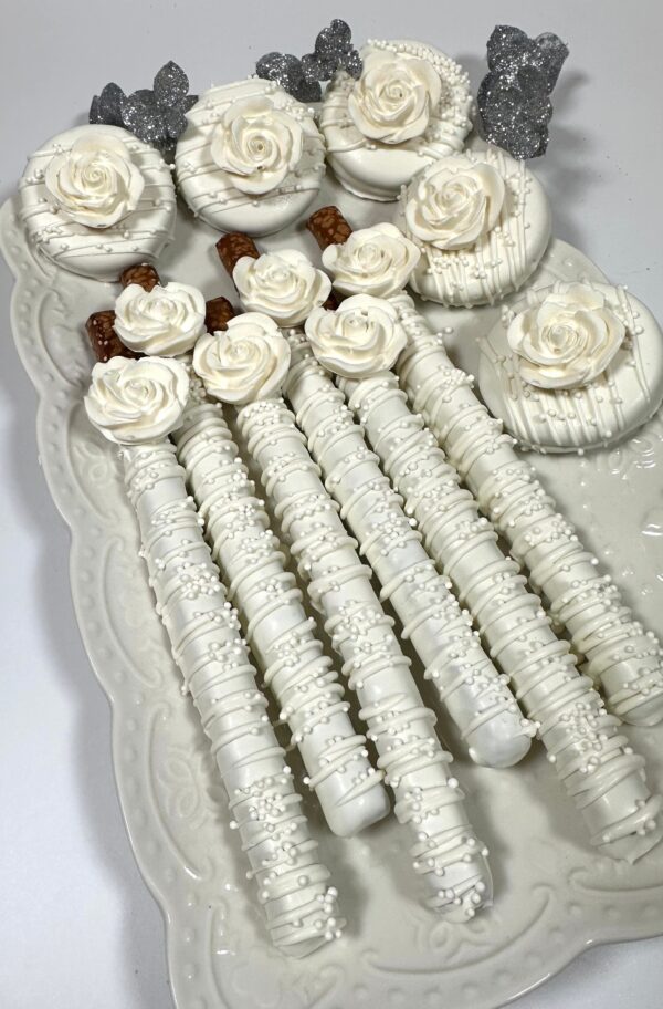 12-Oreos AND 12-White Chocolate Covered Pretzels With Flowers For Wedding/Bridal Shower - Image 8