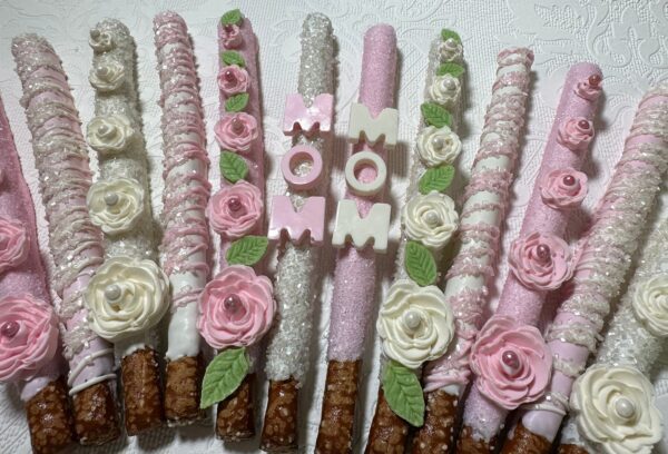 12-“MOM” Chocolate Covered Pretzels For Birthday Gift/Mothers Day - Image 7