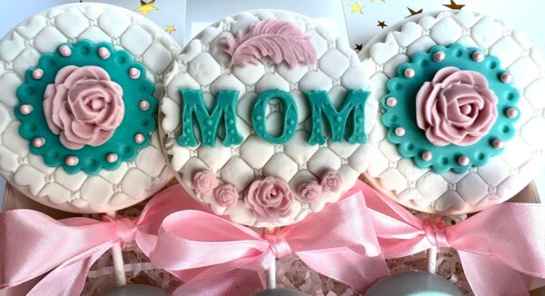 Gorgeous Mother’s Day Lollipops & Chocolate Covered Oreos For Mothers Day/Moms Birthday Gift/Any Occasion Gift - Image 7