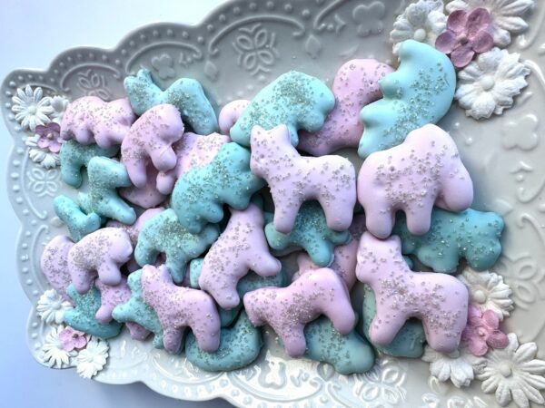 Chocolate Covered Animal Crackers in Pastel Pink and Blue For Baby Shower/Birthday/Mothers Day