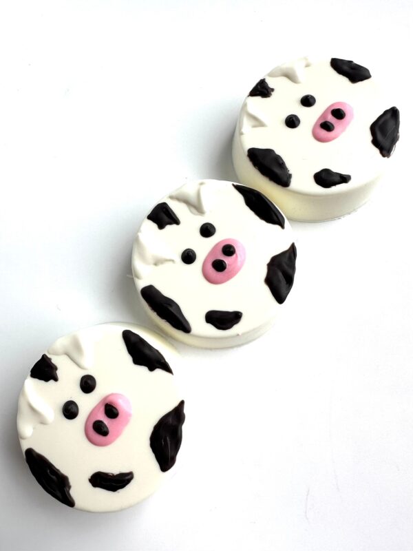 12-Cow Chocolate Covered Oreos For Birthday Party/Party Favors - Image 2