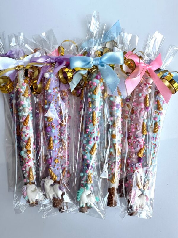 12-Unicorn Chocolate Covered Pretzel Birthday Favors - Image 10