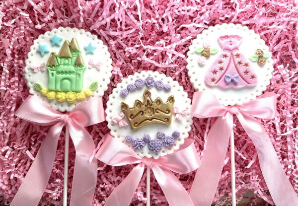12-Gorgeous Princess White Chocolate Lollipops Decorated With Fondant For A Princess Birthday Party/Little Girl Birthday Party