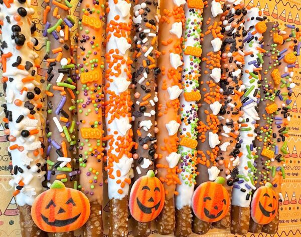 12-BOO Pumpkin Halloween Chocolate Covered Pretzel Rods For Halloween Party/Party Favors - Image 3