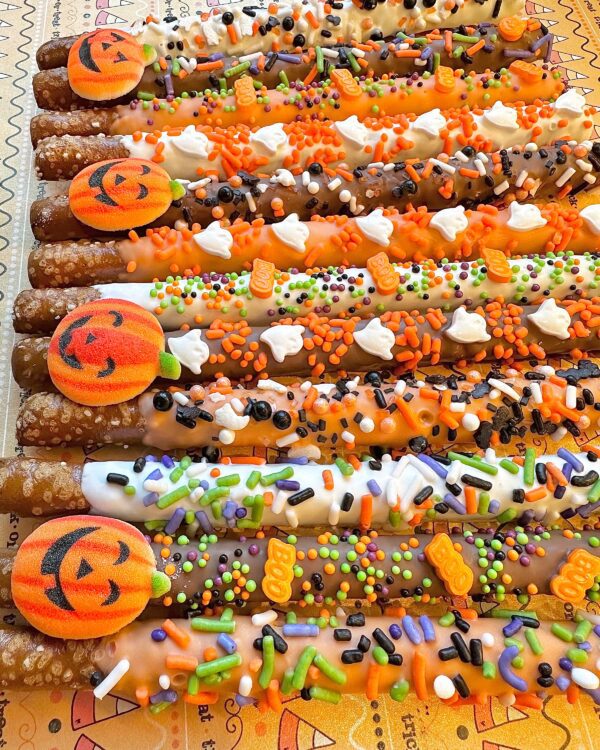 12-BOO Pumpkin Halloween Chocolate Covered Pretzel Rods For Halloween Party/Party Favors - Image 6