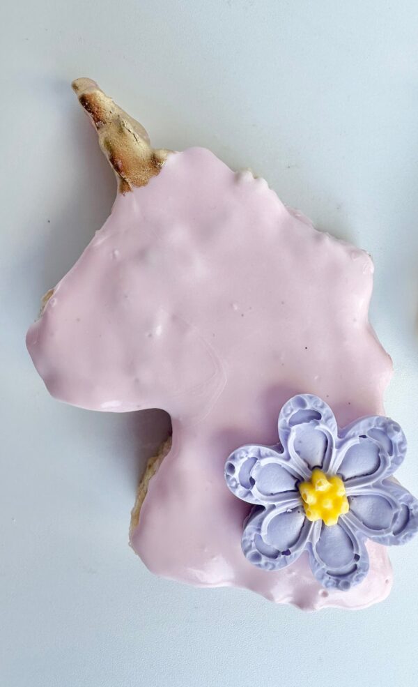 12-Unicorn Chocolate Covered Rice Krispie Treats For Birthday Party/Unicorn Theme/Party Favors/ Unicorn Party - Image 2
