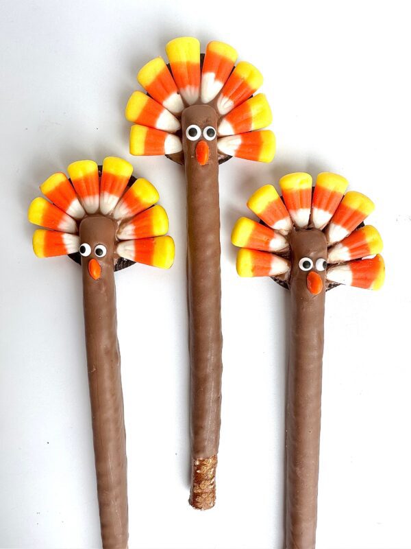 12-Turkey Chocolate Covered Pretzel Rod Favors For Thanksgiving/School Party Favors/Thanksgiving Dessert/Party Favors - Image 6