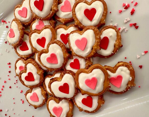 36 Mini Pretzels Filled with Chocolate and Hearts Gift Box Set For Valentine’s Day Gift/Anniversary Gift/Birthday Gift - Image 2