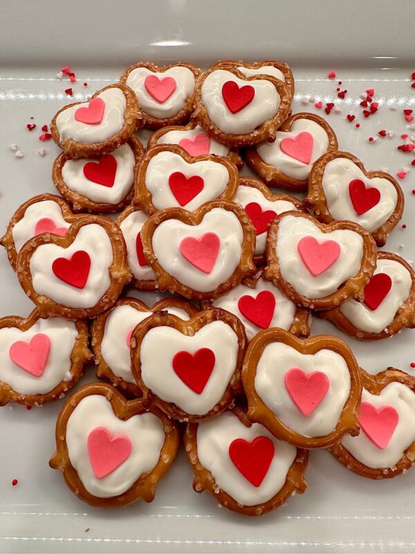 36 Mini Pretzels Filled with Chocolate and Hearts Gift Box Set For Valentine’s Day Gift/Anniversary Gift/Birthday Gift - Image 5