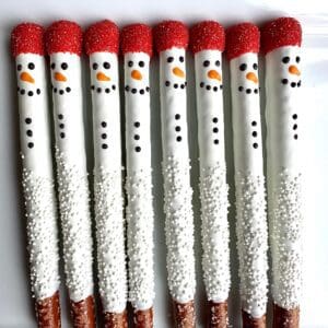 12-Snowmen Chocolate Covered Pretzels For Party Favors/Snowman Party