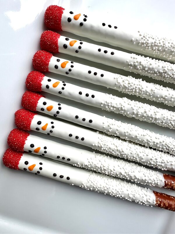 12-Snowmen Chocolate Covered Pretzels For Party Favors/Snowman Party - Image 4