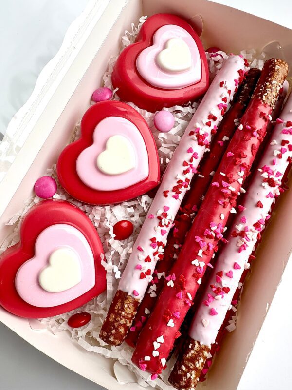 3 Heart Chocolate Covered Oreo and Pretzel Rod Treat Gift Box For Anniversary Gift/Sweetheart Gift/Valentine’s Day Gift Box