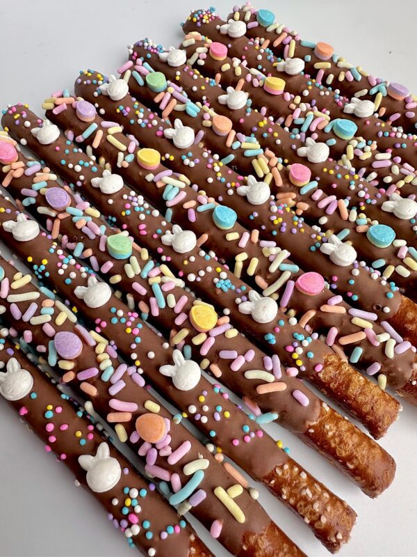 12-Easter Milk Chocolate Covered Pretzels/For Easter Gift/Easter Basket Treats/Easter Chocolate