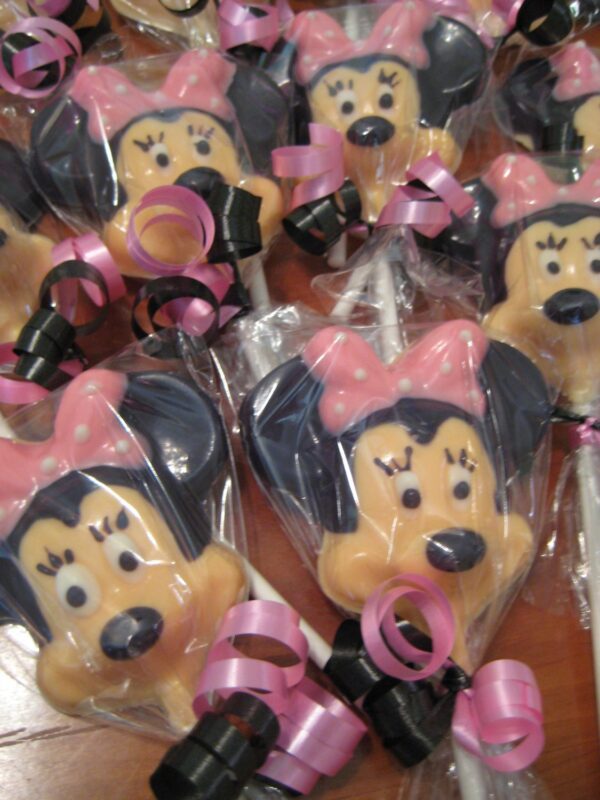 12-Minnie Mouse Chocolate Lollipops - Image 3
