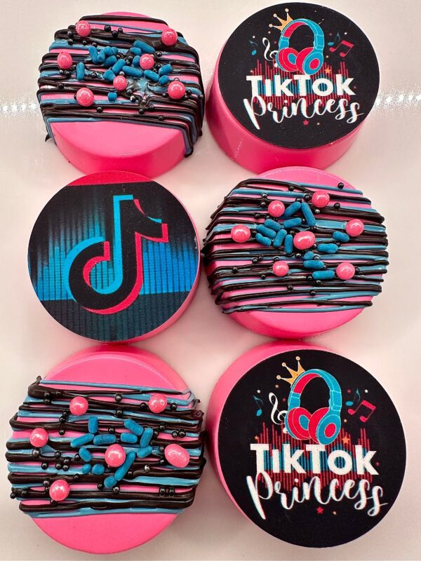 12-Tik Tok Chocolate Covered Oreos For Birthday Favors/Birthday Party/Tik Tok Party