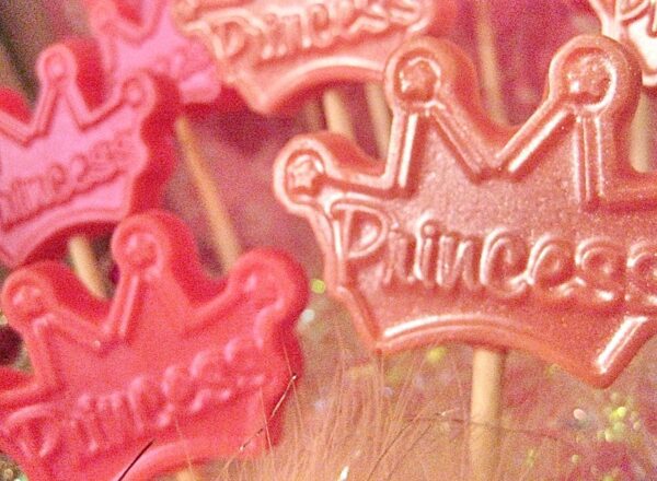 12-Shimmery White Chocolate Princess Crown Lollipop Favors - Image 3