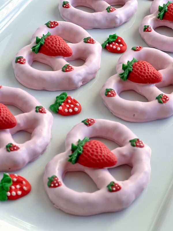 12-Sweet Strawberry Chocolate Covered Pretzels  For Birthday Gift/Anniversary Gift/Special Occasion/Baby Shower/Party Favors - Image 3